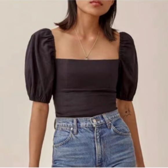 Reformation Tops - Reformation Sunnie Crop Top in Black Puff Sleeve 100% Linen Size 2